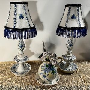 Shabby Chic Boudoir Lamps with Vase